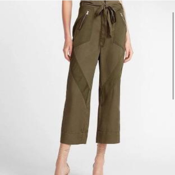 Express Extreme High Rise Utility Pant. Size Medium - Picture 2 of 7